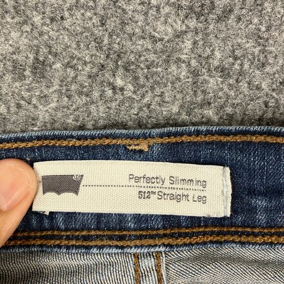 Chico's Jeans Womens Size Medium Wash Blue Straight Leg Denim Stretch Casual - Picture 6 of 9